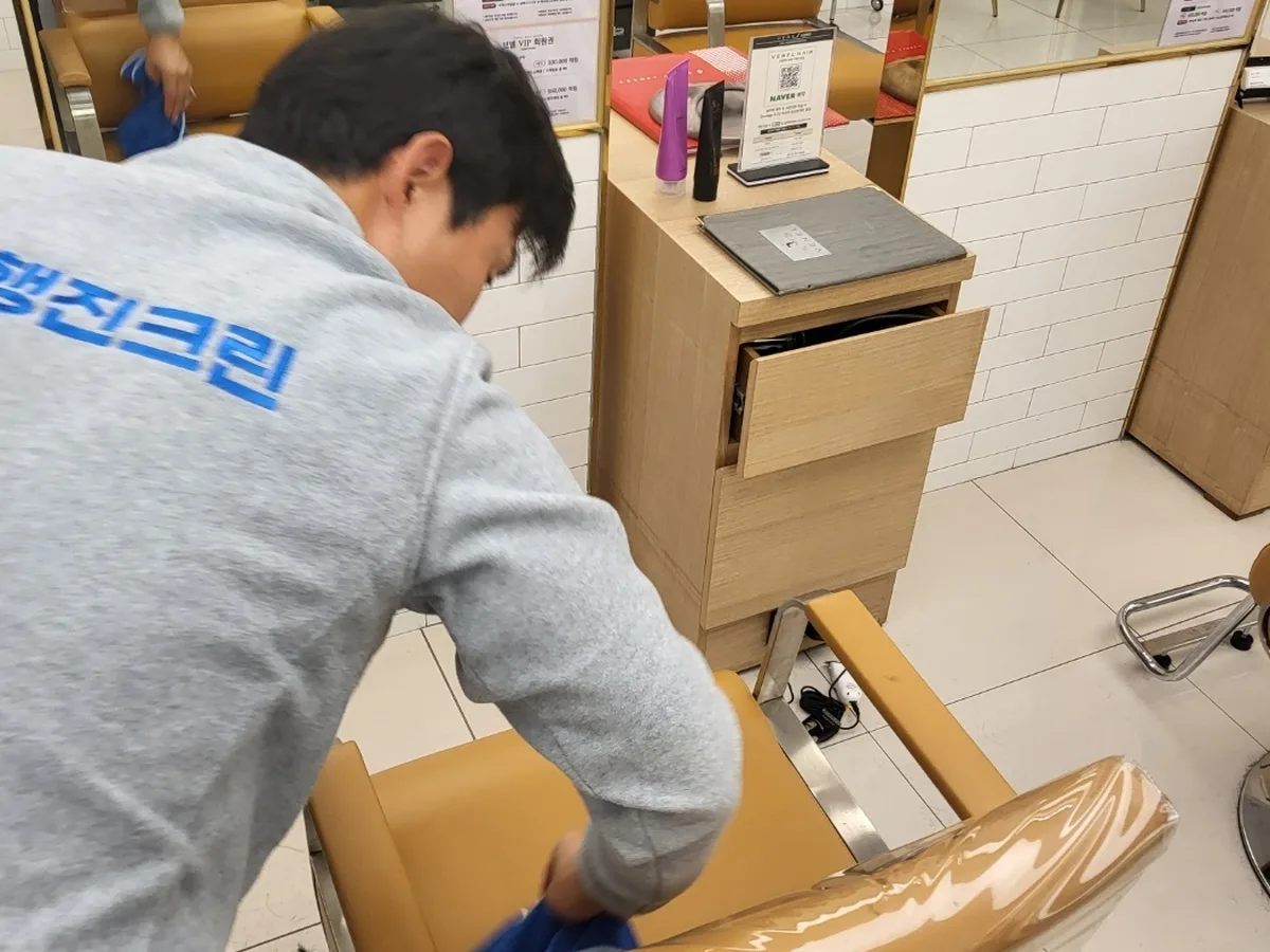 동구 가양동 미용실 복도·대기 동선 야간 위생청소 사례 - 행진크린